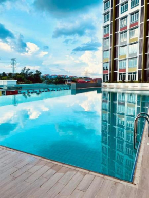 Khaimal Valley Suite - Pool View